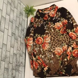 Women’s Susan Graver Blouse Floral size Medium